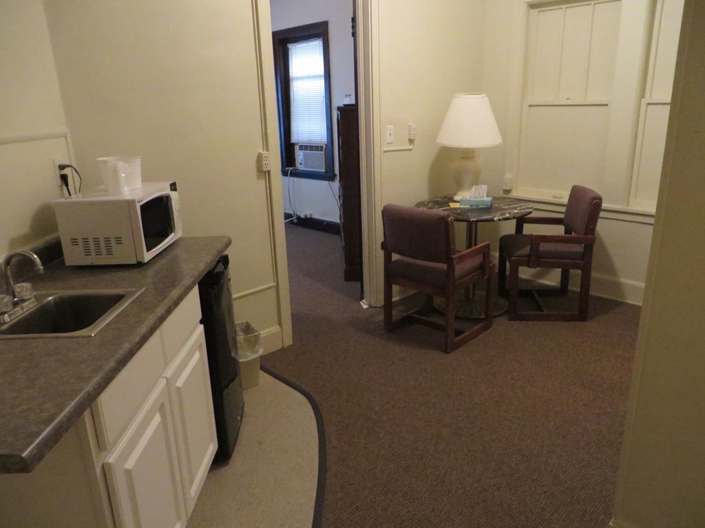 Travelers Hotel Rochester Habitación foto